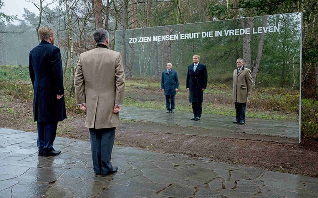Koning opent Nationale Veteranenbegraafplaats Loenen